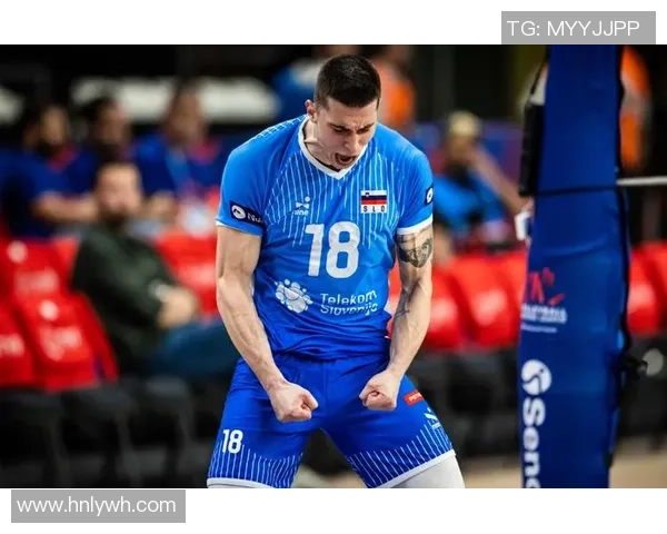 斯洛文尼亚队在世界皮划艇激流回旋锦标赛中展现卓越实力赢得佳绩